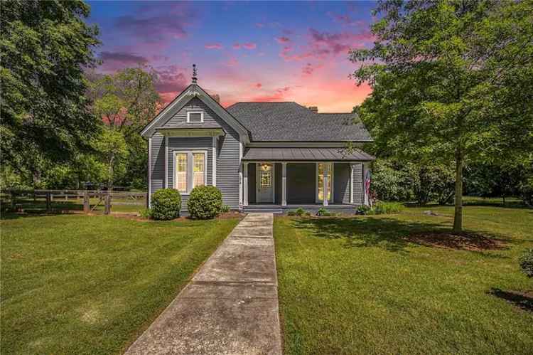 Single-family house For Sale in 1018, Emory Street, Oxford, Georgia