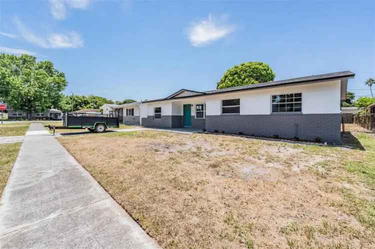 Single-family house For Sale in Saint Petersburg, Florida