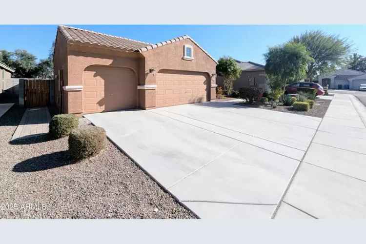 Single-family house For Sale in 21209, North 40th Avenue, Glendale, Arizona