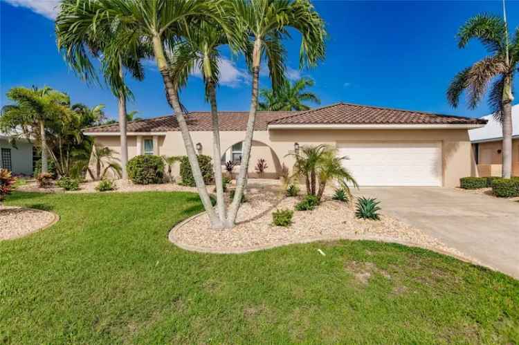 Single-family house For Sale in 1200, Via Tripoli, Punta Gorda, Florida