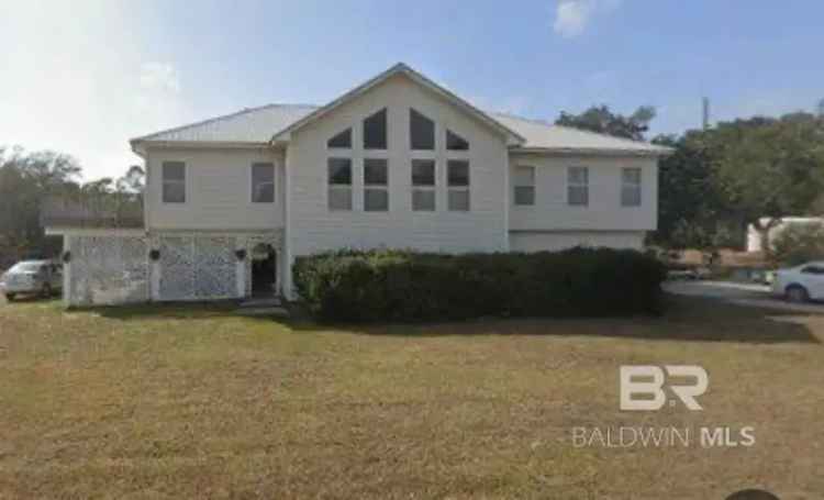 Single-family house For Sale in Gulf Shores, Alabama