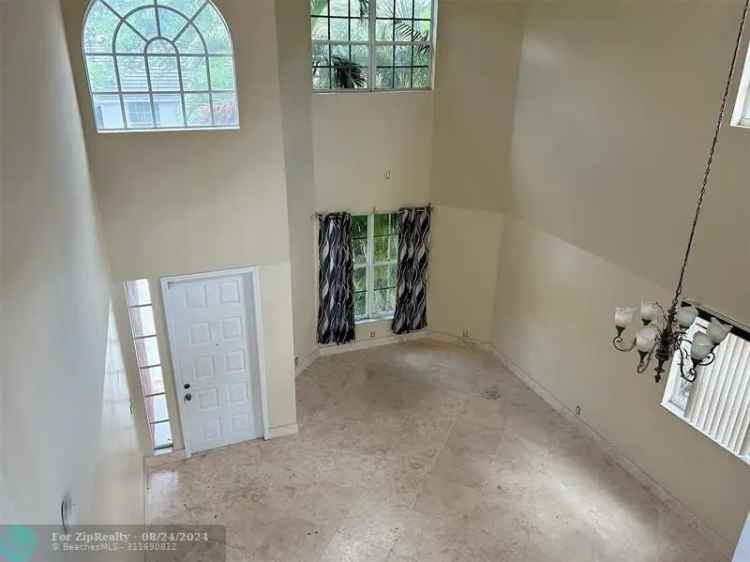 Single-family house For Sale in Pompano Beach, Florida