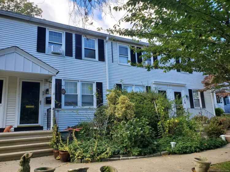 Condo For Sale in Stamford, Connecticut