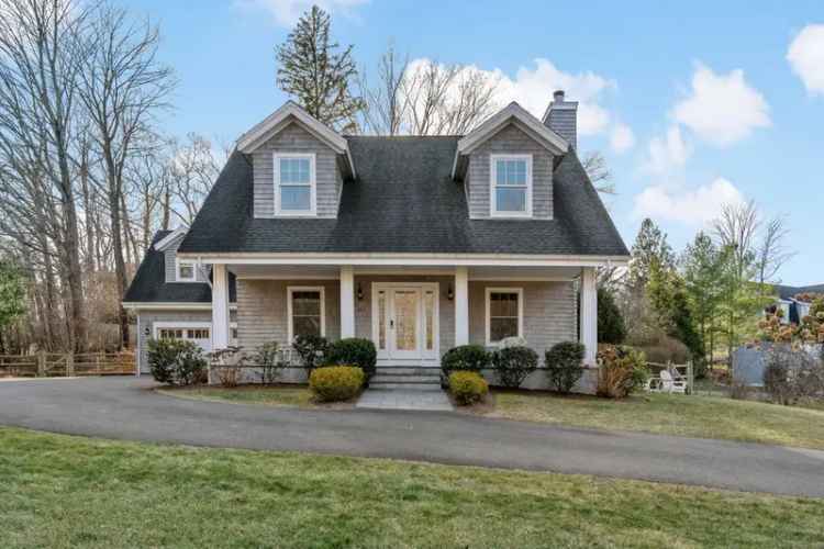 Single-family house For Sale in 185, Pine Orchard Road, Branford, Connecticut