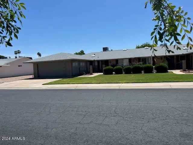 Single-family house For Sale in 10317, West Desert Forest Circle, Sun City, Arizona