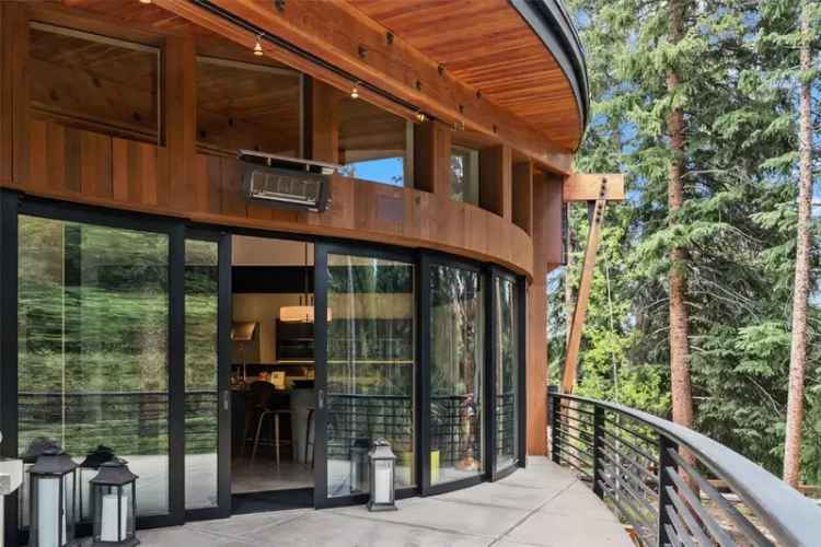 Single-family house For Sale in Breckenridge, Colorado