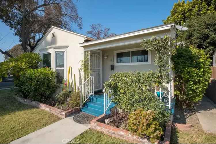 Single-family house For Sale in 1801, East 57th Street, Long Beach, California