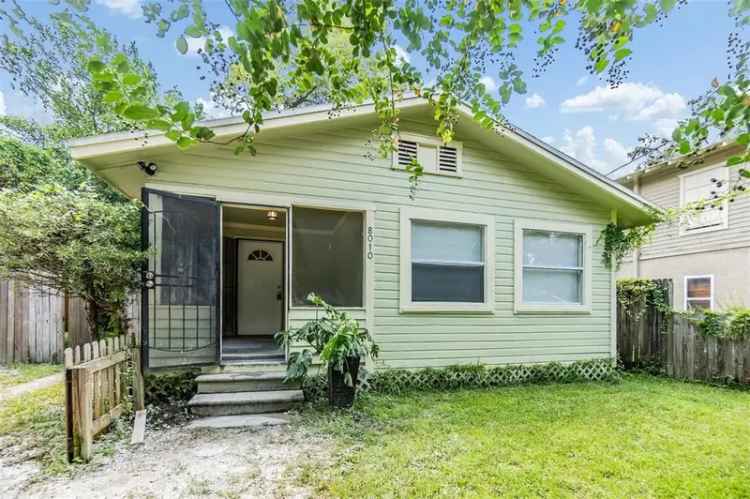 Single-family house For Sale in 8010, North 12th Street, Tampa, Florida