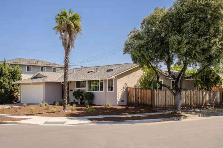 Single-family house For Sale in 5098, Trenary Way, San Jose, California