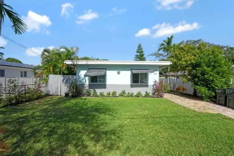 Multi-family house For Sale in 237, Northeast 12th Street, Delray Beach, Florida