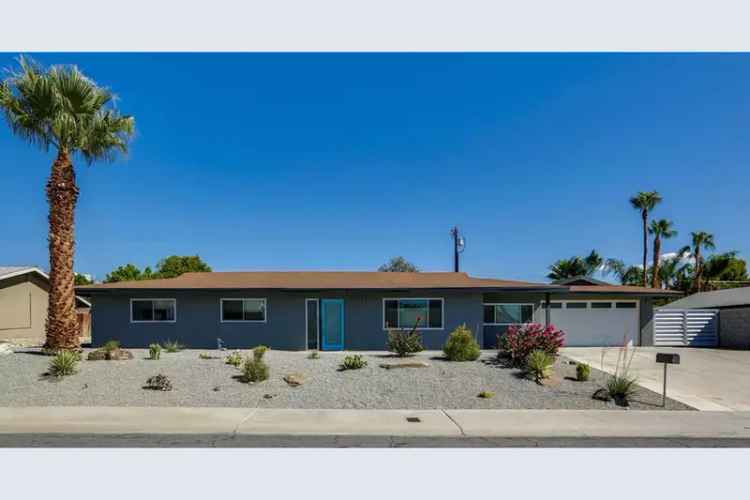 Single-family house For Sale in 490, East Molino Road, Palm Springs, California