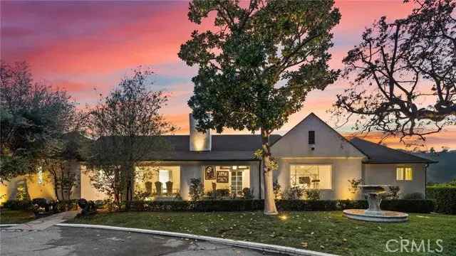 Single-family house For Sale in 2828, Benedict Canyon Drive, Beverly Hills, California