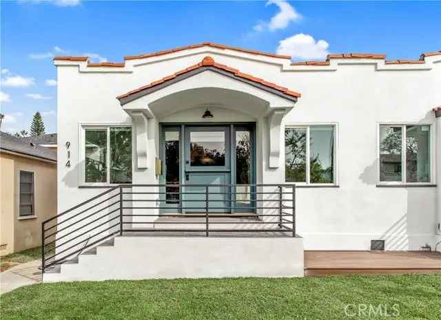 Multi-family house For Sale in 912, Main Street, Huntington Beach, California