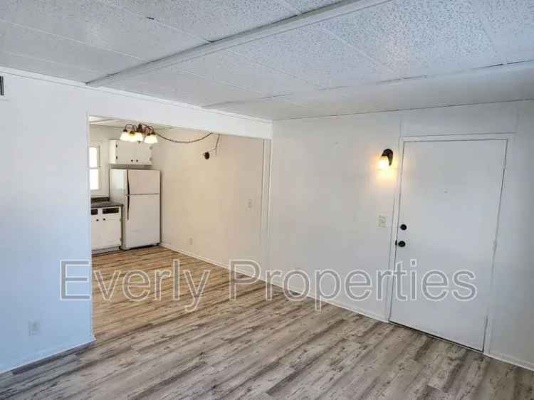 2 Bedroom 1 Bathroom Apartment for Rent