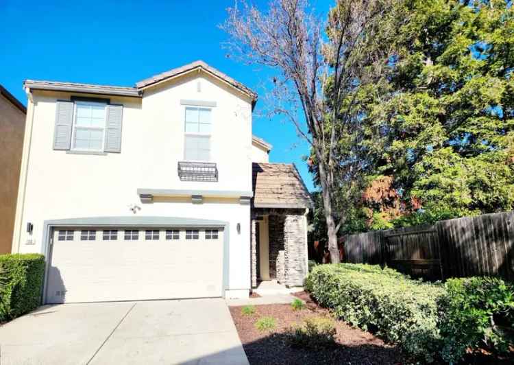 Single-family house For Sale in Sacramento, California