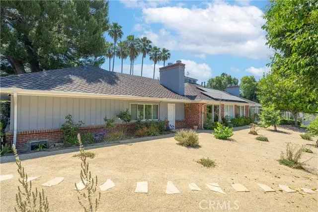 Single-family house For Sale in 17100, Labrador Street, Los Angeles, California