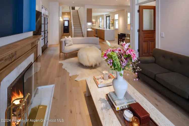 Single-family house For Sale in Aspen, Colorado