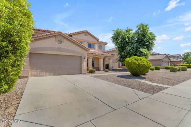 Single-family house For Sale in 3424, East Wyatt Way, Gilbert, Arizona