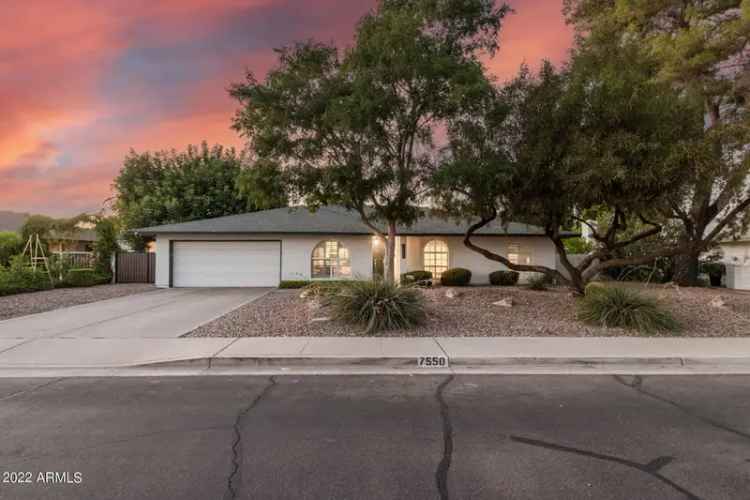 Single-family house For Sale in 7550, East Gold Dust Avenue, Scottsdale, Arizona