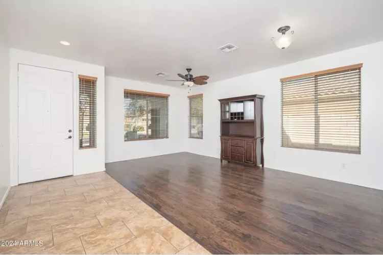 Single-family house For Sale in 15977, West Gelding Drive, Surprise, Arizona