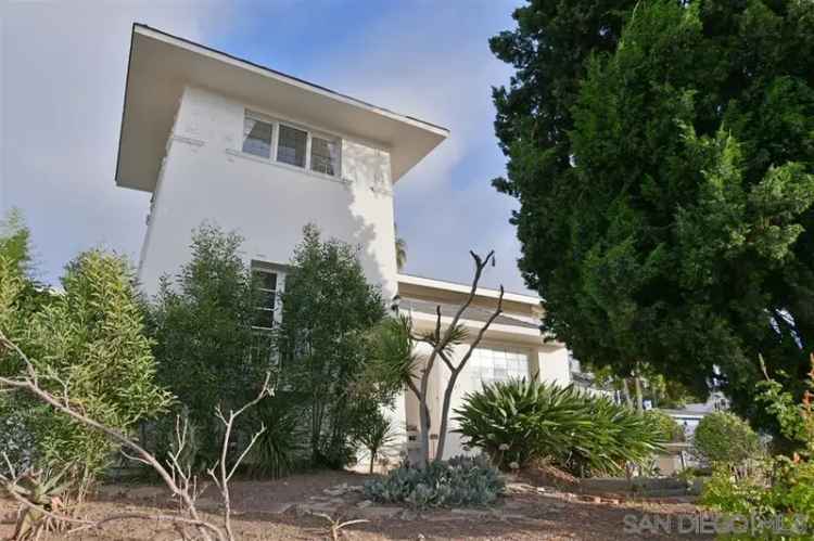 Single-family house For Sale in 1401, Park Row, San Diego, California