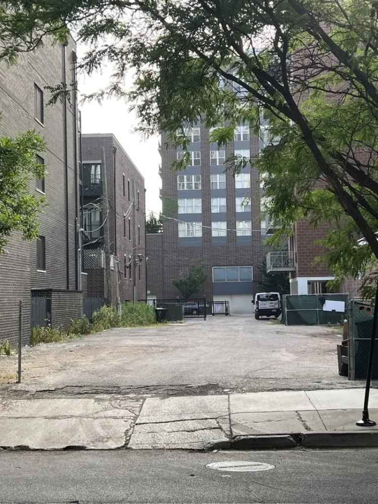 Land For Sale in 1546, North North Park Avenue, Chicago, Illinois