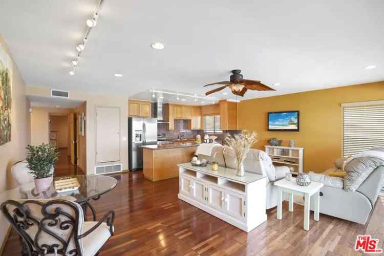 Condo For Sale in Malibu, California