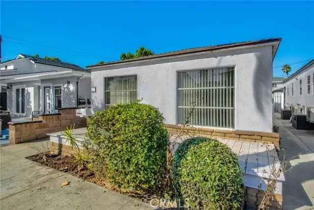 Multi-family house For Sale in 307, 8th Street, Seal Beach, California