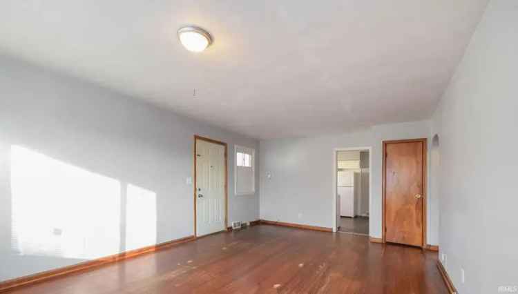 Single-family house For Sale in 3013, Hartzer Street, South Bend, Indiana