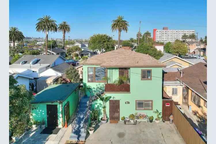 Multi-family house For Sale in Long Beach, California