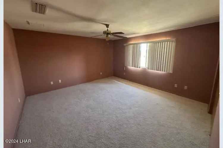 Single-family house For Sale in 2761, Okeechobee Drive, Lake Havasu City, Arizona