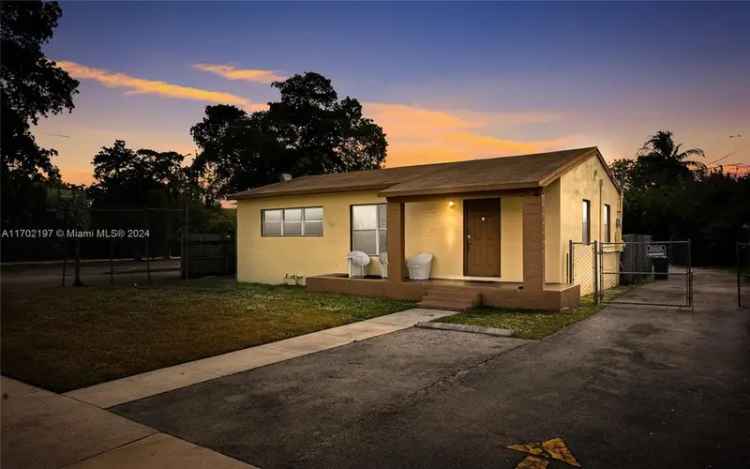 Single-family house For Sale in Fort Lauderdale, Florida