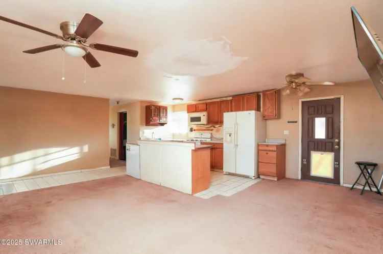 Single-family house For Sale in 598, Siesta Street, Clarkdale, Arizona