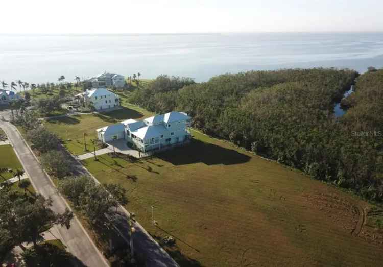 Land For Sale in 21421, Harborside Boulevard, Port Charlotte, Florida