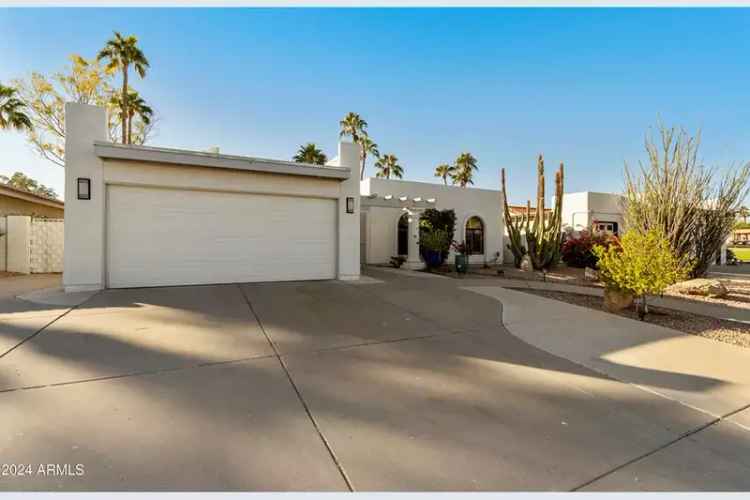 Single-family house For Sale in 10005, East Michigan Avenue, Sun Lakes, Arizona