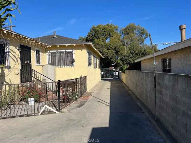 Multi-family house For Sale in 1520, East 49th Street, Los Angeles, California