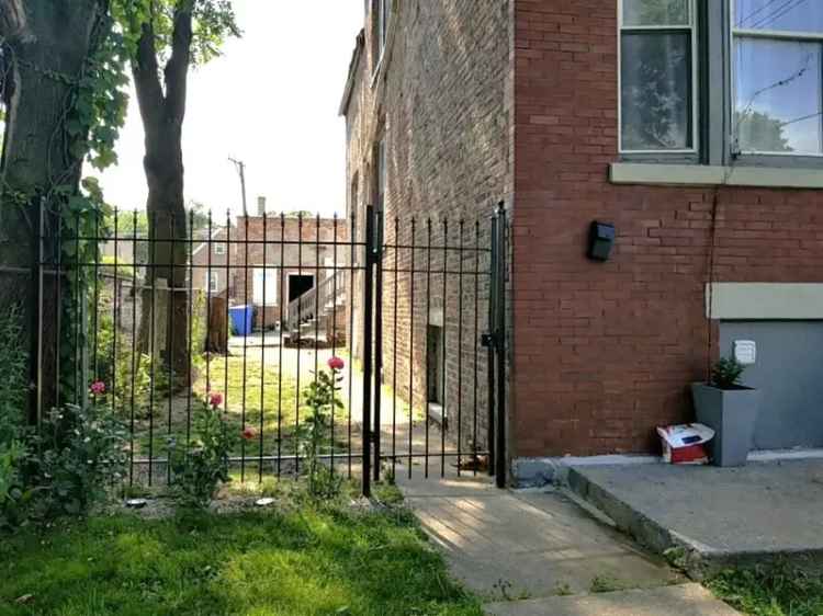 Single-family house For Sale in 6714, South Ada Street, Chicago, Illinois