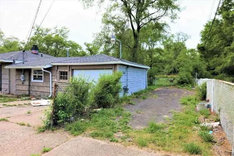 Single-family house For Sale in 2179, Wright Street, Gary, Indiana