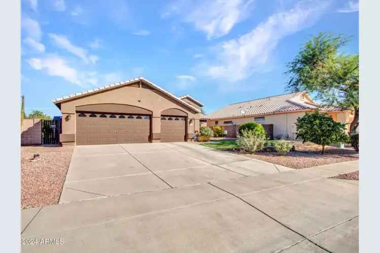 Single-family house For Sale in Phoenix, Arizona