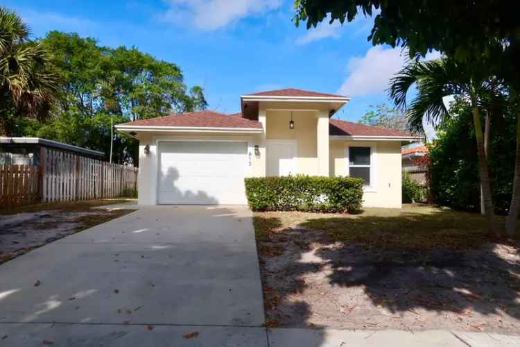 Single-family house For Sale in 815, Forest Hill Boulevard, West Palm Beach, Florida