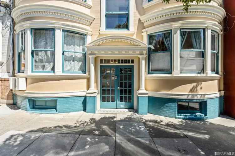 Multi-family house For Sale in San Francisco, California