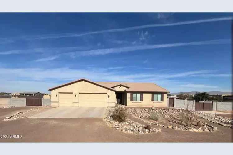 Single-family house For Sale in 30418, West Pierce Street, Buckeye, Arizona