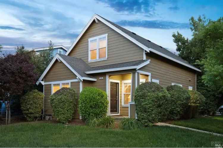 Multi-family house For Sale in 172, West 3rd Street, Santa Rosa, California