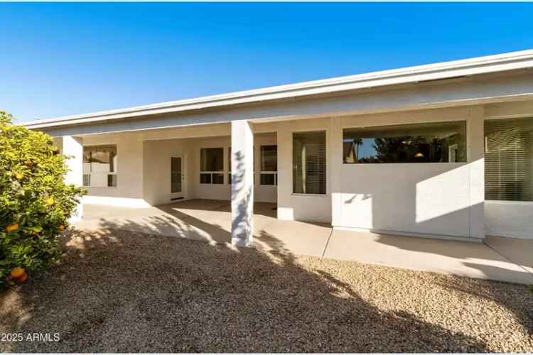 Single-family house For Sale in 9323, East Arrowvale Drive, Sun Lakes, Arizona