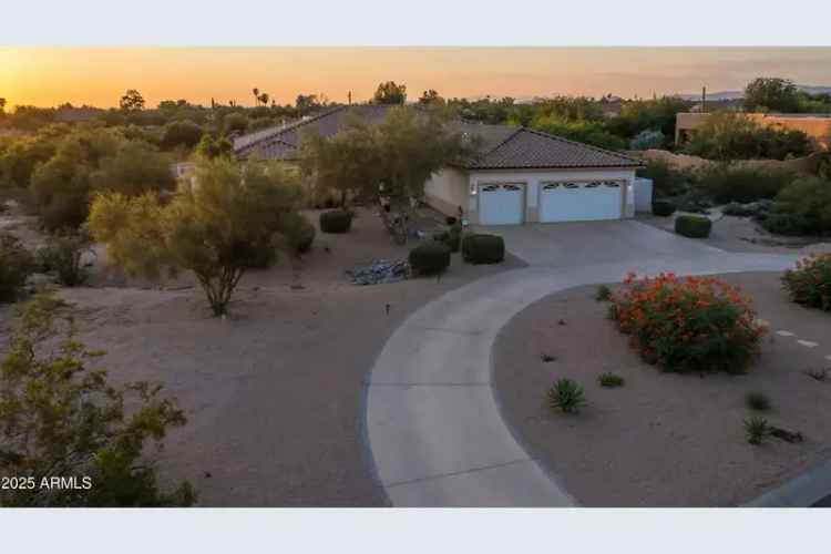 Single-family house For Sale in 26846, North 73rd Street, Scottsdale, Arizona