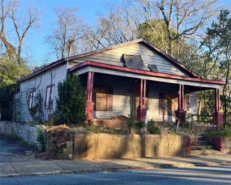 Single-family house For Sale in 2426, 2nd Street, Macon, Georgia