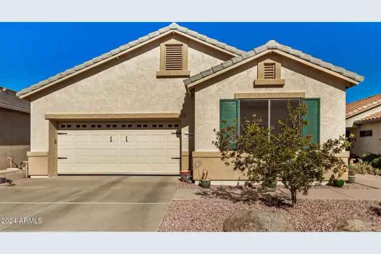 Single-family house For Sale in 18066, West Weatherby Drive, Surprise, Arizona