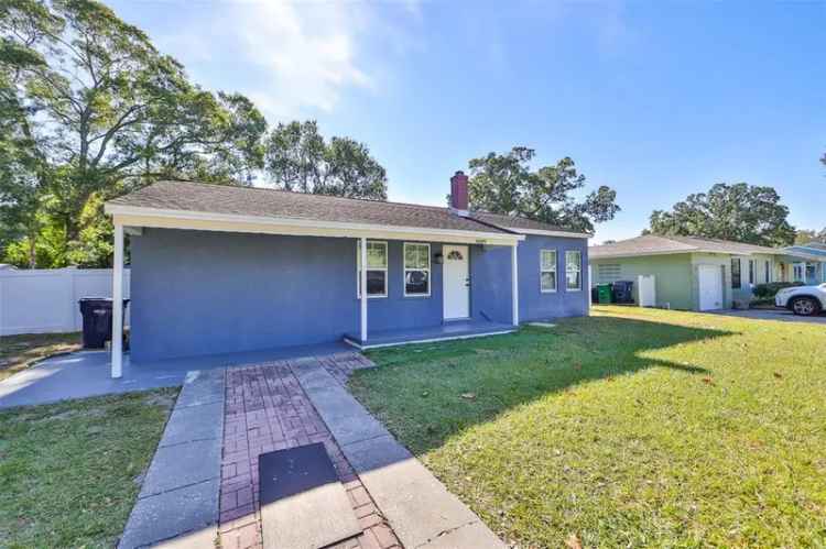 Single-family house For Sale in 4609, Fairway Drive, Tampa, Florida