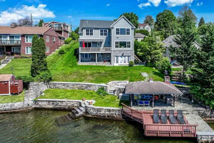 Single-family house For Sale in 30, South Lake Shore Drive, Brookfield, Connecticut