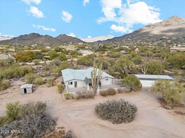 Single-family house For Sale in 5428, East El Sendero Drive, Carefree, Arizona